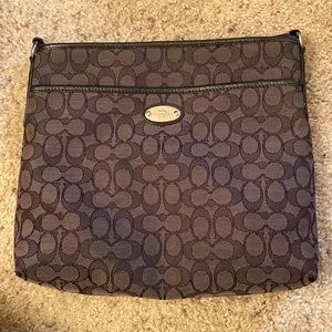 Tan/brown coach bag
